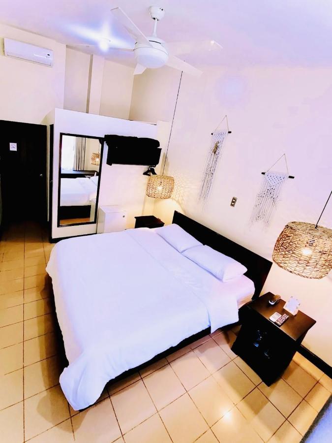Hotel Mango Airport Río Segundo 외부 사진