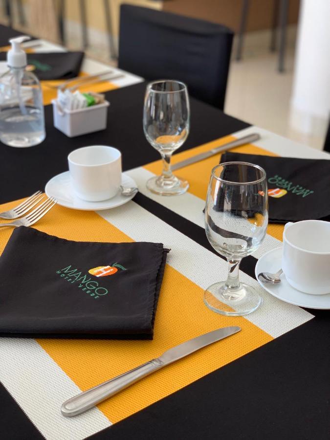 Hotel Mango Airport Río Segundo 외부 사진