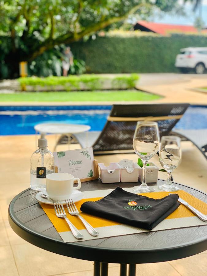 Hotel Mango Airport Río Segundo 외부 사진